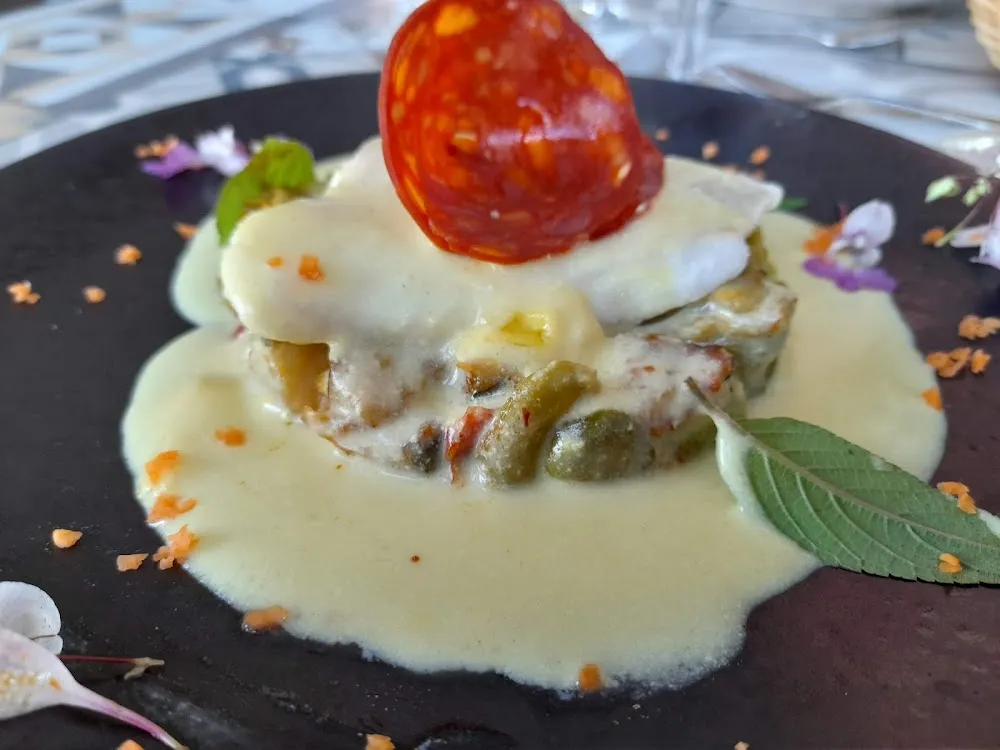 Dos de Cabillaud Feves Et Sauce Chorizo